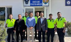 Pamukova'da Bayramda Güvenlik Güçlerine Anlamlı Ziyaret