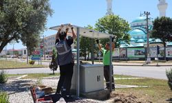 Kavşaklarda elektrik kesintisine son: Büyükşehir’den güneş enerjili çözüm