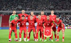 Dev ekran kuruldu: Sakarya Ay Yıldız için bu meydanda tek yürek olacak
