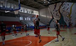 20 Yaş Altı Erkek Basketbol Milli Takımı, Avrupa Şampiyonası için Çanakkale'de kampa girdi