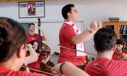 A Milli Futbol Takımı beste yarışmasında 'Bizim Çocuklar' birinci oldu