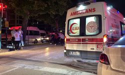 Bursa'da bıçaklı kavgada yaralanan 3 kişi hastaneye kaldırıldı