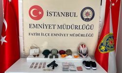 İstanbul'da uyuşturucu operasyonlarında yakalanan 3 zanlıdan 2'si tutuklandı