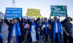 Sakarya Üniversitesinde mezuniyet heyecanı