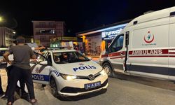 Sakarya'da otomobille çarpışan motosikletin sürücüsü yaralandı