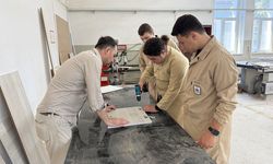 Tekirdağ'da özel öğrenciler hem üretiyor hem de para kazanıyor