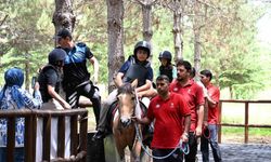 EMŞAV şehit ve gazi çocuklarıyla bir araya geldi