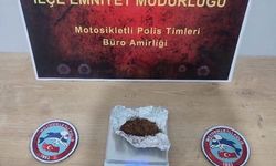 Okul önünde uyuşturucu operasyonu: 2 kişi tutuklandı