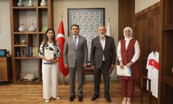Vali Musa Işın'dan Ulu Camii'nin dijital rehber sistemini hazırlayan eğitimcilere tebrik
