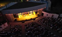 Sapanca’da Yıldızlar Geçidi: Kırkpınar Açıkhava Tiyatrosu Yaz Konserlerine Hazır!