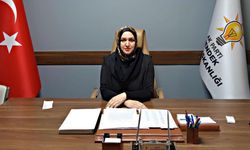AK Parti Kadın Kolları Başkanı istifa etti