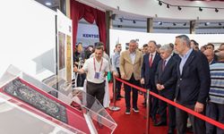 Kutsal Emanetler Sergisi Serdivan'da Yoğun İlgi Gördü