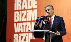 “Milletimiz uğruna can verilen vatanı darbecilere teslim etmedi, hiçbir zaman etmeyecek”