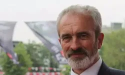 Zihni Açba Hastaneye Kaldırıldı!