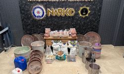 İstanbul'daki operasyonda 11,5 ton uyuşturucu üretilebilecek ham madde ele geçirildi