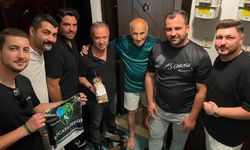 Kocaelispor'un yaşayan en yaşlı eski futbolcusu Sümer Yüzer'in 93. yaş günü kutlandı