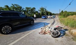 Sakarya'da otomobil ile çarpışan motosikletin sürücüsü öldü