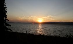 Sapanca Gölü'nde gün batımı