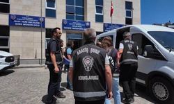 Araçların şase numaralarını değiştirip piyasaya süren örgüte operasyon: 42 gözaltı