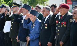 Birecik'in Kurtuluşunun 106. Yıl Dönümü 15 Temmuz Meydanı'nda düzenlenen törenle kutlandı