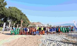 Bodrum'da 1. Günbatımı Çocuk Plaj Futbol Şenliği başladı