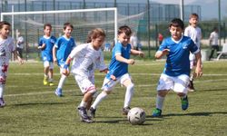Bolu'da Mini Minikler Futbol Turnuvası heyecanı başladı