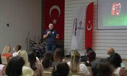 Denizli Büyükşehir personeli, bağımlılık ve siber suçlarla mücadele eğitimi aldı