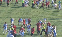 Futbol maçındaki kavga kameraya yansıdı