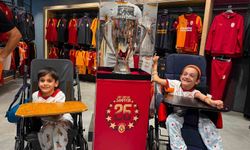 Galatasaray'ın şampiyonluk kupası Mardian Mall'da taraftarlarla buluştu