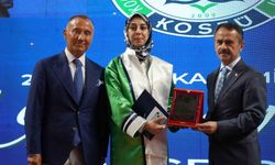 Kocaeli'deki tek Psikoloji Bölümü ilk mezunlarını verdi: Üçüncü lisansında üniversite birincisi oldu
