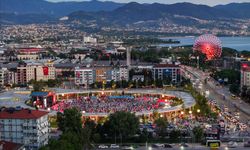 Kocaeli'nin meydanları sosyal hayatın merkezi oldu