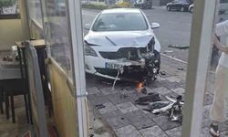 Lüleburgaz'da otomobiller çarpıştı: Bir sürücü hastaneye kaldırıldı
