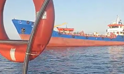 Yalova açıklarında su tankeri tekneye çarptı: 2 kişi denize atlayarak kurtuldu