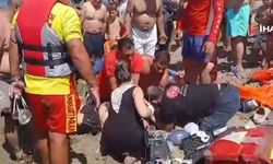 Karasu sahilinde can pazarı! Dakikalarca kalp masajı yapıldı