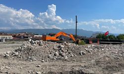 Hendek Öğretmenevinin yıkım işi neden durdu?