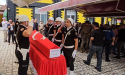 Emekli baş polis, memleketinde son yolculuğuna uğurlandı