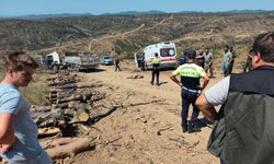Çanakkale'de tırın dorsesinin altında kalan sürücü öldü