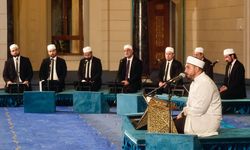 Mevlit Kandili İstanbul'daki camilerde dualarla idrak edildi