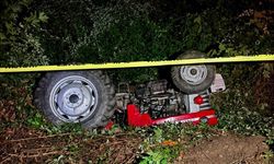 Sakarya'da devrilen traktörün altında kalan yaşlı adam öldü