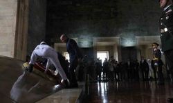 Cumhurbaşkanı Erdoğan başkanlığındaki devlet erkanı, Anıtkabir'i ziyaret etti