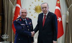 Cumhurbaşkanı Erdoğan, emekliye sevk edilen Hava Kuvvetleri Komutanı Kadıoğlu'nu kabul etti