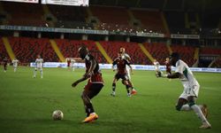 Trendyol Süper Lig: Gaziantep FK: 0 - Çaykur Rizespor: 1 (Maç devam ediyor)