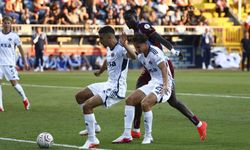 Trendyol Süper Lig: Kasımpaşa: 0 - Trabzonspor: 1 (İlk yarı)