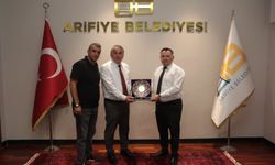 Karakullukçu'ya plaket