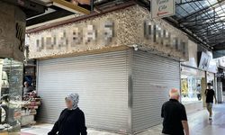 Tarihi çarşının köklü kuyumcusu kepenk indirdi, mağdurlar emniyete koştu