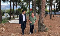Başkan Akın mahallenin ihtiyaçlarını yerinde inceledi