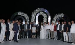 Bal ve Özdemir ailelerinin mutlu günü
