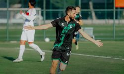 Sahada fırtına, skorboardda zafer: Sakaryaspor sezona hazır!