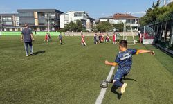 Erenler’de minikler futbol turnuvası gerçekleştirildi