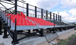 Sapanca Kurtköy Futbol Sahası’nda tribünler yükseliyor